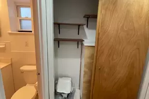 71-61 70th St, Glendale, NY 11385 - Photo 17