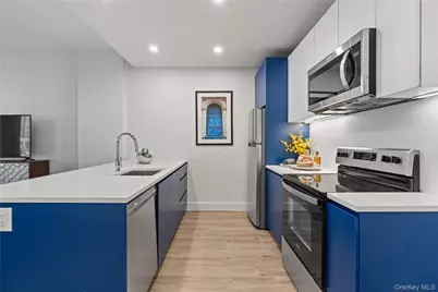 40 Westchester Place #302, New Rochelle, NY 10801 - Photo 1