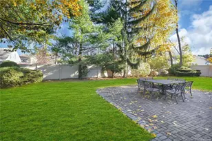 220 Jackson Pl, Hewlett, NY 11557 - Photo 19