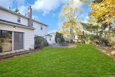 220 Jackson Place, Hewlett, NY 11557 - Photo 17