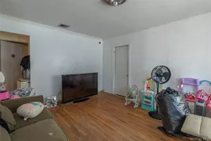 24 Jackson St, Glen Cove, NY 11542 - Photo 5