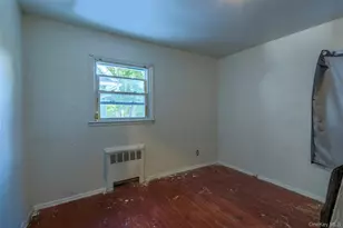 24 Jackson St, Glen Cove, NY 11542 - Photo 11