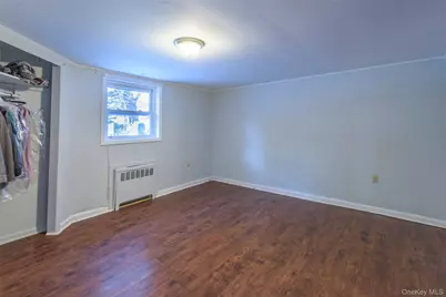 24 Jackson Street, Glen Cove, NY 11542 - Photo 21