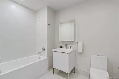 40 Westchester Place #501, New Rochelle, NY 10801 - Photo 5