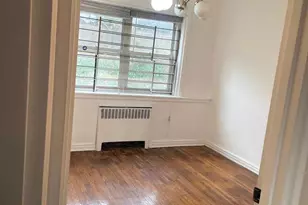 214 Hillside Ave, Queens Village, NY 11427 - Photo 7