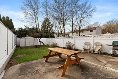 50 Caswell Lane, New York, NY 10314 - Photo 29