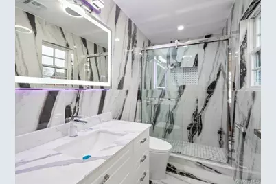 1247 Ixworth Road, Valley Stream, NY 11580 - Photo 13