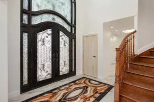 1247 Ixworth Rd, Valley Stream, NY 11580 - Photo 3