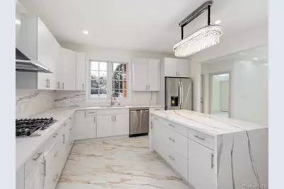 1247 Ixworth Road, Valley Stream, NY 11580 - Photo 9