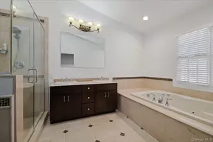 32 The Preserve, Woodbury, NY 11797 - Photo 19