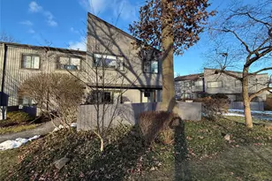 1801 Holly Walk, Poughkeepsie, NY 12603 - Photo 3