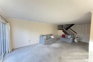 1801 Holly Walk, Poughkeepsie, NY 12603 - Photo 9