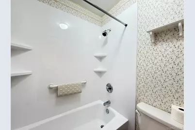 1801 Holly Walk, Poughkeepsie, NY 12603 - Photo 19