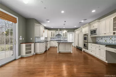 18 Shelley Lane, West Harrison, NY 10604 - Photo 11