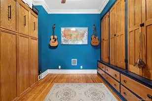 16-16 Putnam Ave, Ridgewood, NY 11385 - Photo 15