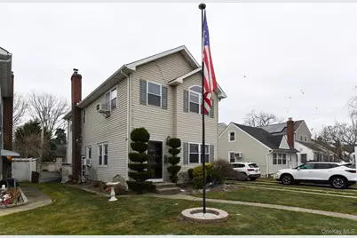 2688 Rosebud Avenue, Merrick, NY 11566 - Photo 3