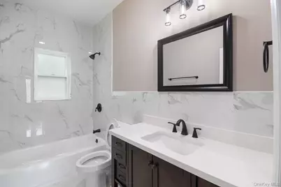 568 Granny Road, Medford, NY 11763 - Photo 7