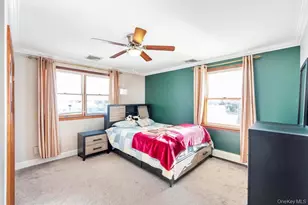 296 Burkhard Ave, Mineola, NY 11501 - Photo 25