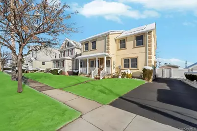 296 Burkhard Avenue, Mineola, NY 11501 - Photo 3