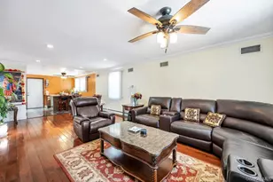 296 Burkhard Ave, Mineola, NY 11501 - Photo 9