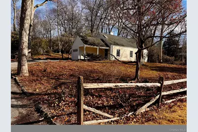 67 Turkey Lane, Cold Spring Harbor, NY 11724 - Photo 1