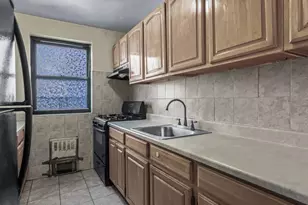 44-05 Macnish St, Elmhurst, NY 11373 - Photo 5