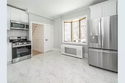 85 Webster Avenue, Port Washington, NY 11050 - Photo 13