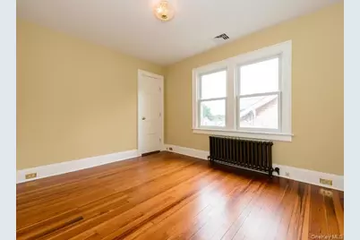 35 Birch Street, Locust Valley, NY 11560 - Photo 17