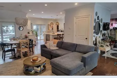 9 Floral Lane, Saint James, NY 11780 - Photo 3