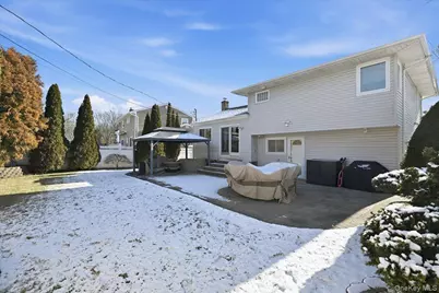 1356 Blue Spruce Lane, Wantagh, NY 11793 - Photo 37