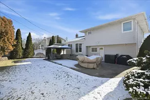 1356 Blue Spruce Ln, Wantagh, NY 11793 - Photo 37