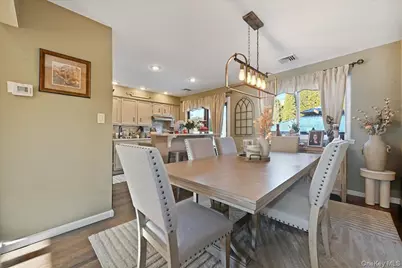 1356 Blue Spruce Lane, Wantagh, NY 11793 - Photo 11