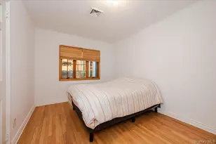 18 Locust Dr, Great Neck, NY 11021 - Photo 17