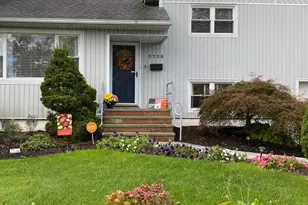 3738 Regent Ln, Wantagh, NY 11793 - Photo 29