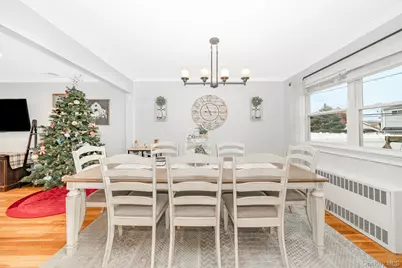 3738 Regent Lane, Wantagh, NY 11793 - Photo 11