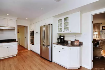 5 Wintergreen Drive, Coram, NY 11727 - Photo 5
