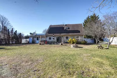 5 Wintergreen Drive, Coram, NY 11727 - Photo 19