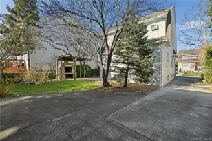 109 Longworth Ave, Woodmere, NY 11598 - Photo 33