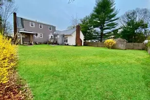 117 Blydenburg Ave, Smithtown, NY 11787 - Photo 19