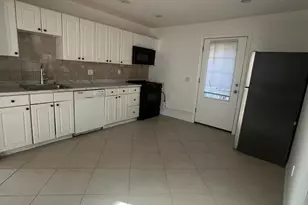 117 Blydenburg Ave, Smithtown, NY 11787 - Photo 5