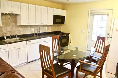 117 Blydenburg Avenue, Smithtown, NY 11787 - Photo 7