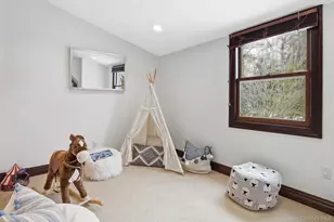 276 Quaker Rd, Chappaqua, NY 10514 - Photo 37