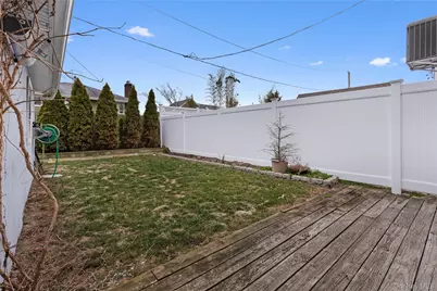 33 Kent Road, Island Park, NY 11561 - Photo 19