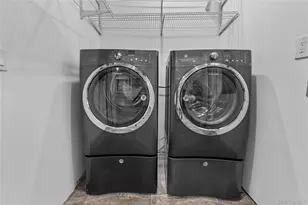 33 Kent Rd, Island Park, NY 11561 - Photo 15