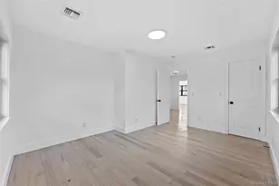 33-07 153rd St, Flushing, NY 11354 - Photo 17