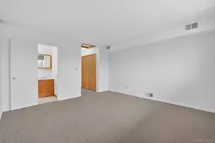 26 Cooper Rd, Poughkeepsie, NY 12603 - Photo 21