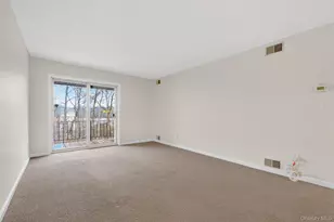 26 Cooper Rd, Poughkeepsie, NY 12603 - Photo 13