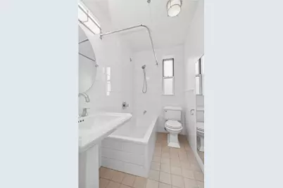 73-12 35th Avenue #D43, Jackson Heights, NY 11372 - Photo 7