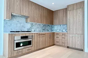 30-55 Vernon Blvd, Astoria, NY 11102 - Photo 7