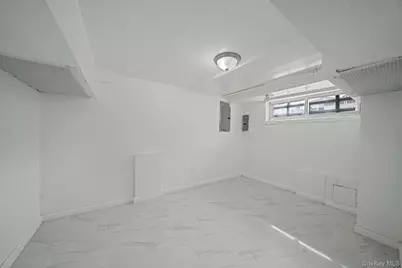 8703 168th Place, Jamaica, NY 11432 - Photo 39